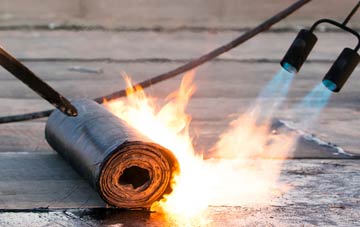 Meer Common asphalt flat roofing repairs